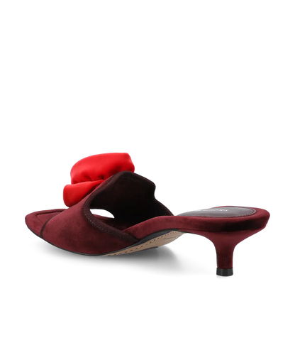 The Kiwi Kitten Flower - Burgundy Velvet